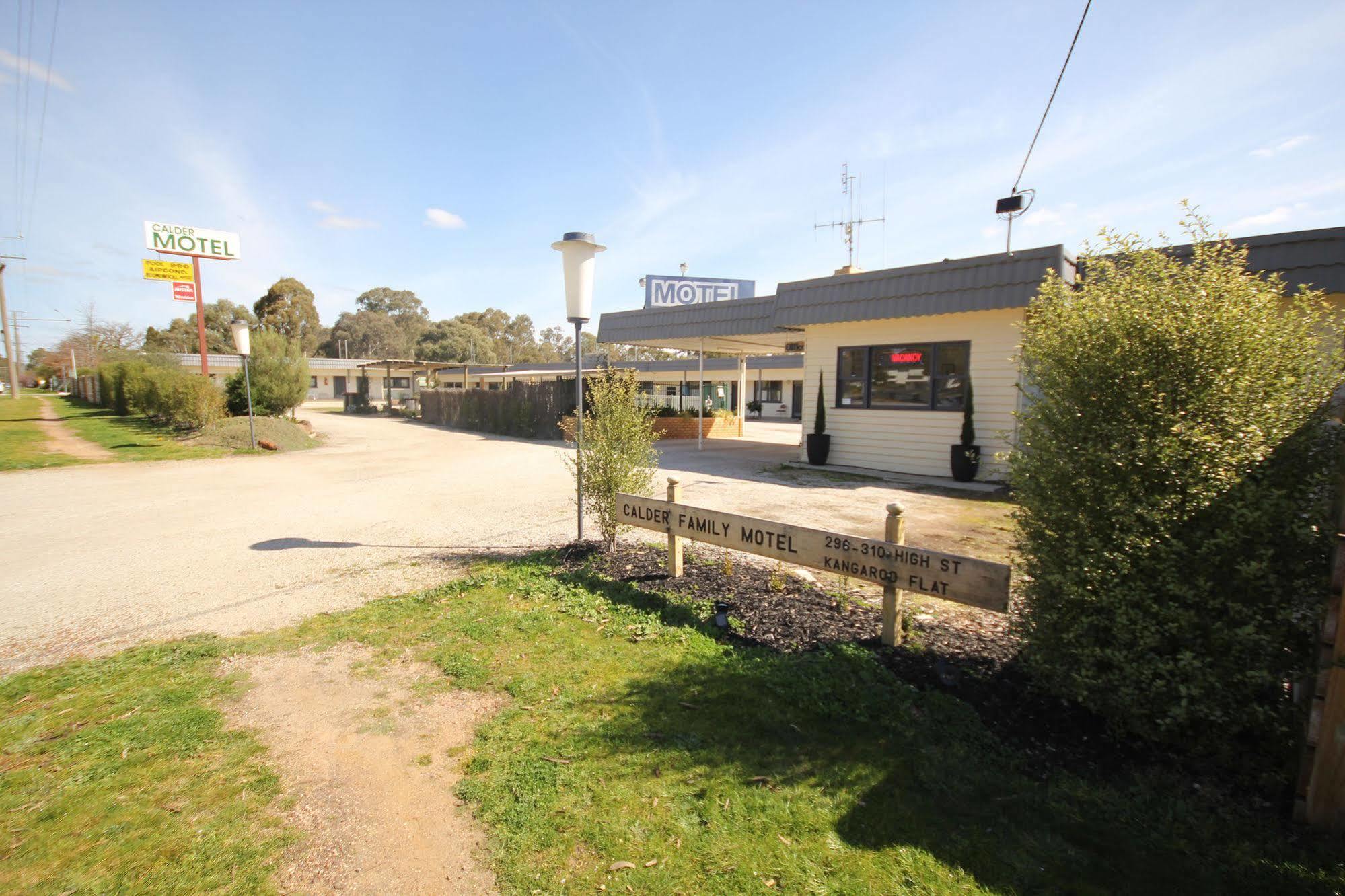 Calder Family Motel ベンディゴ エクステリア 写真